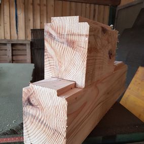 zugeschnittenes Holz